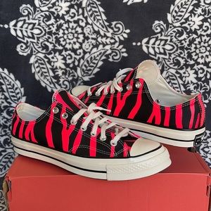 Converse Chuck Taylor 70 All Star OX Black/Racer Pink WMNS